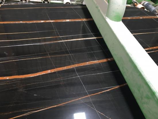 Lauren Black and Gold Marble 1.8cm Slabs