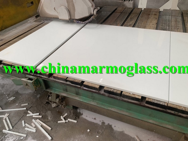 White Glassos Nano Crystal Glass Tile 36x36