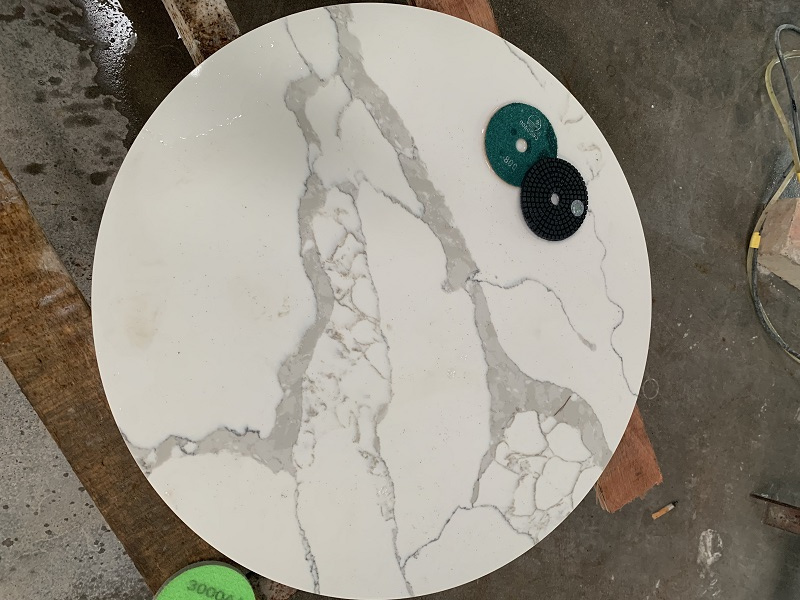 White Calacatta quartz stone for tabletop